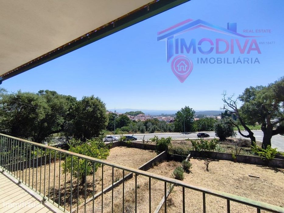Moradia T3 Isolada com 1.000 m² de terreno e vistas deslumbrantes, ...