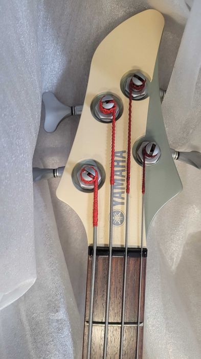 Gitara Basowa - Yamaha RBX4 A2