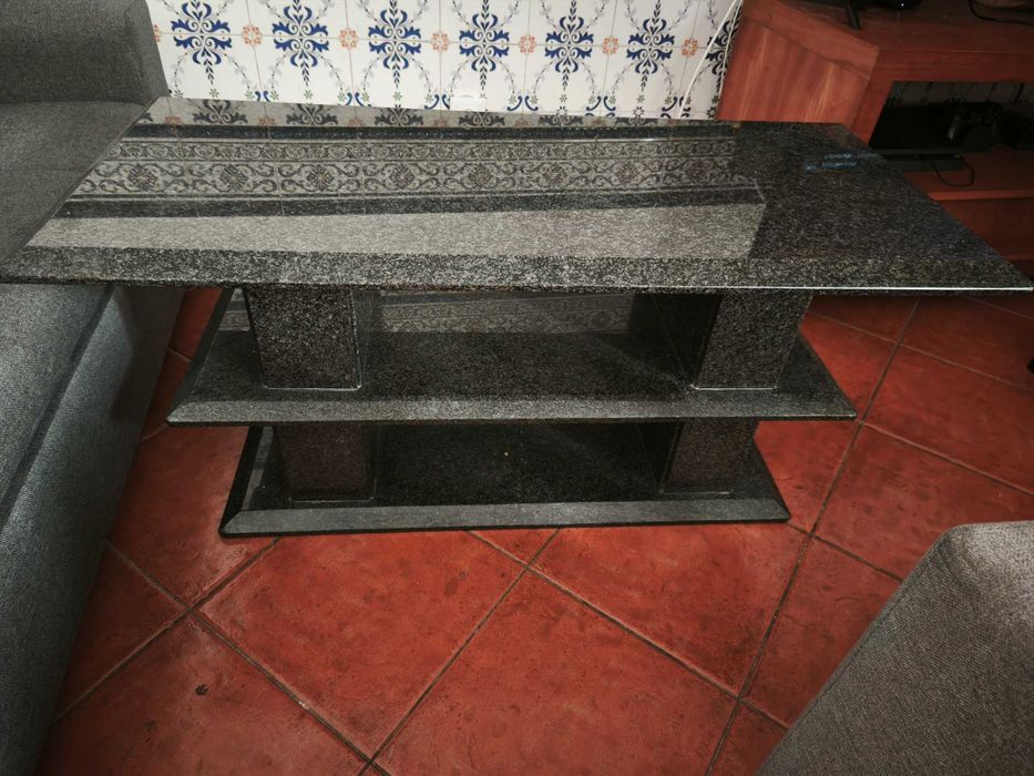 Móvel em mármore para TV / mesa de centro