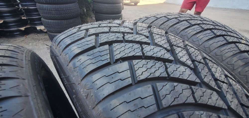 Нові зимові шини 235 60 R18 DoubleCoin DaspPlus China 2020рік