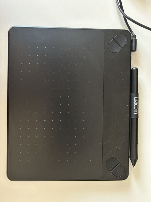 Mesa digital Wacom  CTH490 praticamente sem uso.