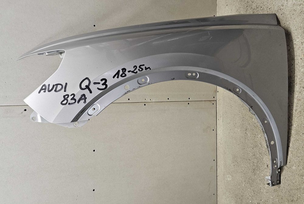 Aud Q3 83A błotnik przód przedni lewy 18-25r.