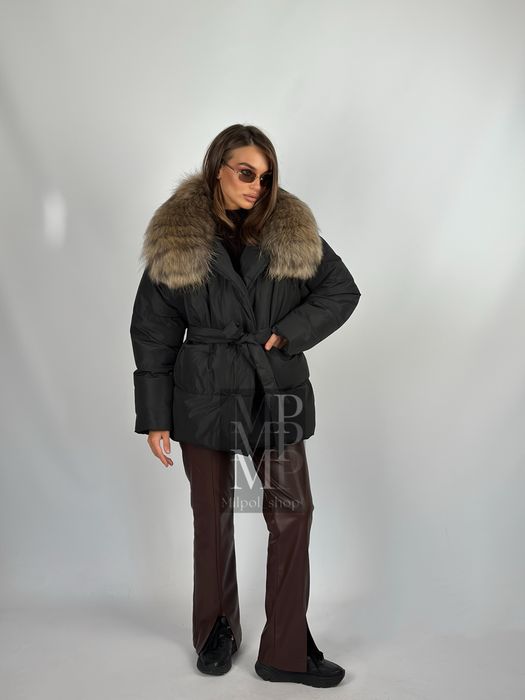 Жіночий чорний пуховик пухан з натуральним хутром єнота, 42-60 розміри