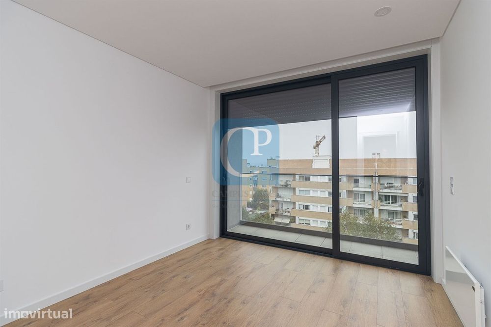 Apartamento T1 novo com varanda - Empreendimento Agra Campus