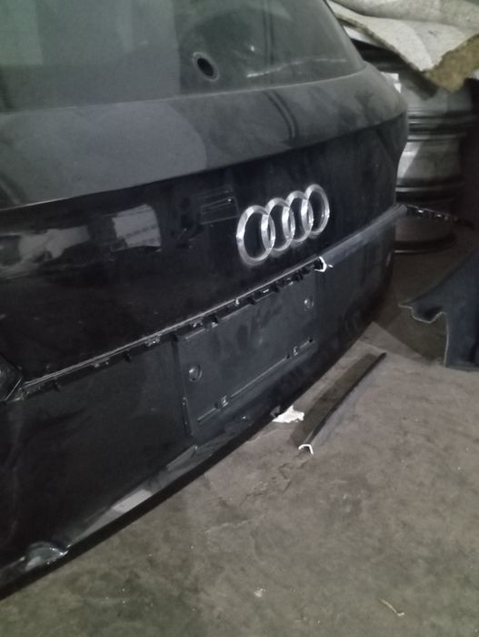 Скло, багажника Audi Q5/Q5 qu. 2.0 AQ5 б/в (ОРИГІНАЛ)