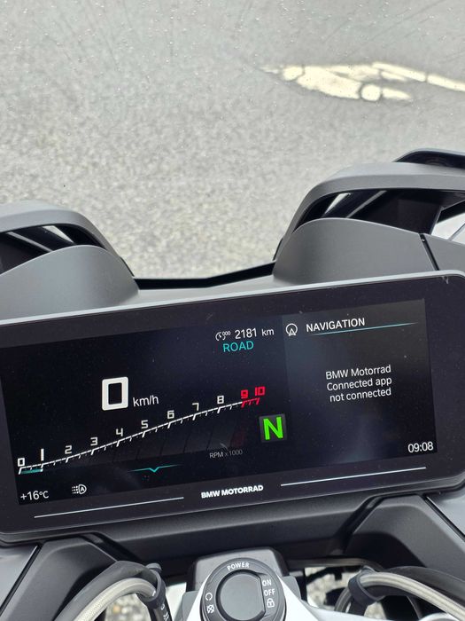 BMW R 1250 RT | 2.200 km | Estado Novo | Garantia até 2029