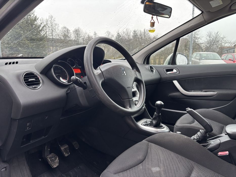 Peugeot 308 1.4 Benzyna 90KM 2008