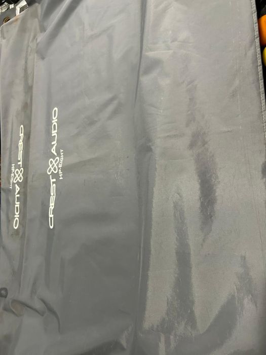 Mesa de Mistura | Crest Audio HP-Eight c/ Case com Rodas