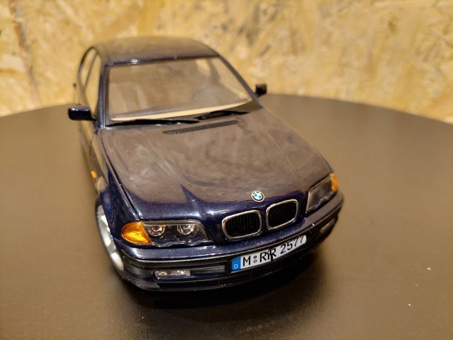 Model 1:18 Bmw seria 3 E46 UT Models