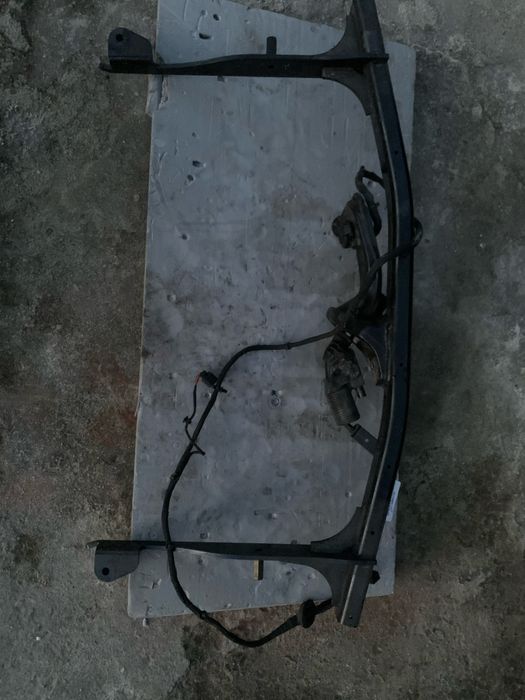 Aaudi a6 c8 hak holowniczy 4K0.  800491H