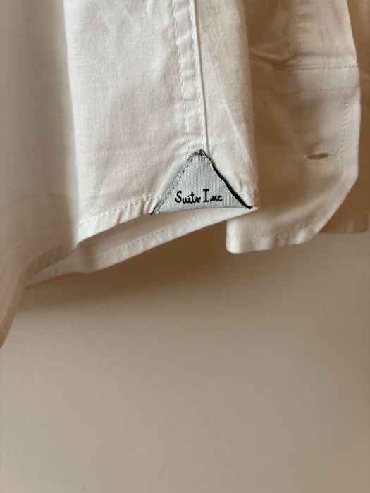Camisa branca Suits Inc