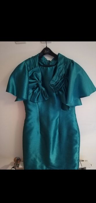 Vestido de festa verde Pronovias