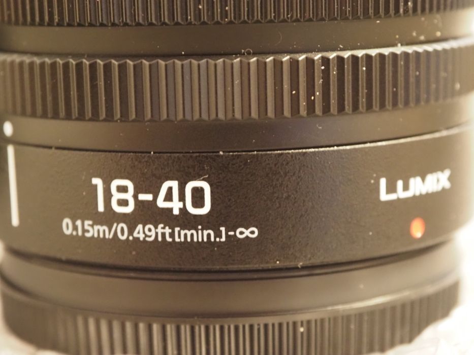 Câmera Full Frame  Panasonic S5D + lente  18-40 (Nova)