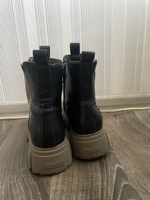 чоботи дитячі.