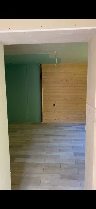 Будинок з ділянкою 30 сотих з виходом до річки
