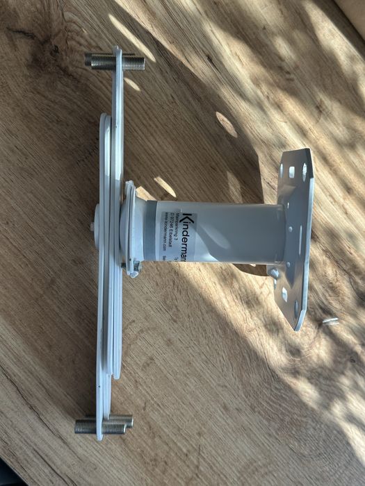 Projektor InFocus In2136