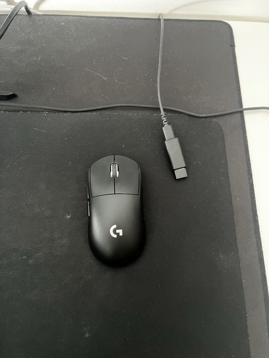 Logitech G Pro X Superlight 2447403237741711360