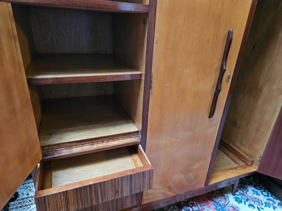 Roupeiro vintage - óptimo estado geral