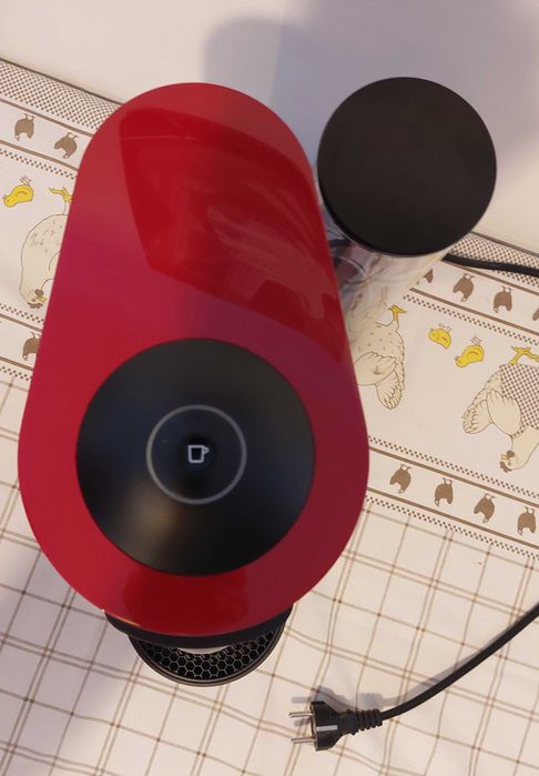 Máquina Nespresso Delonghi Vertuo Plus