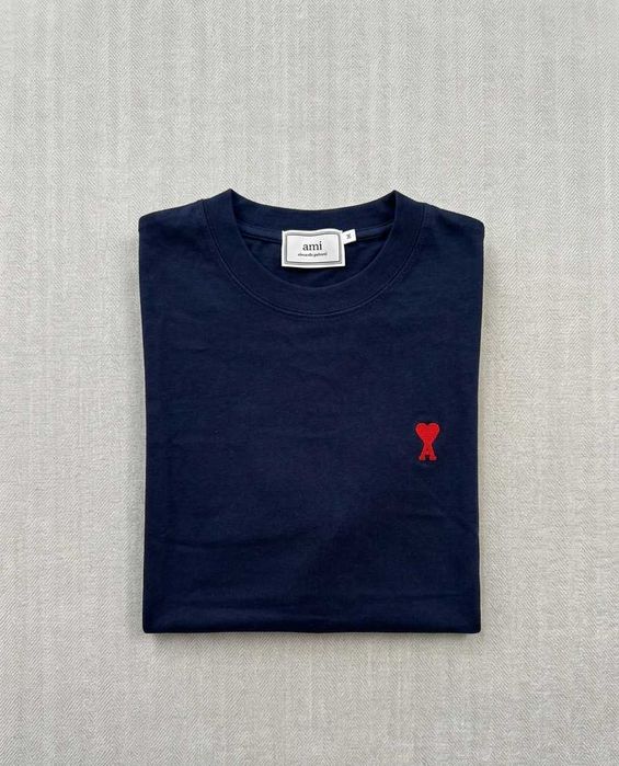 T-shirt - AMI Paris - tamanho S