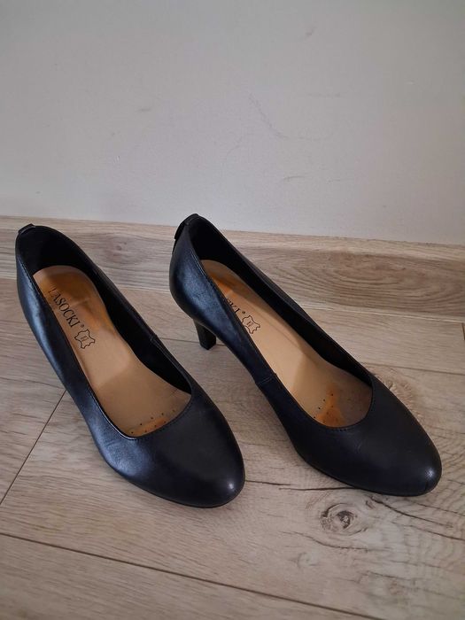 Buty damskie Lasocki, czółenka ze skóry, rozm. 37 i 1/2, 37,5