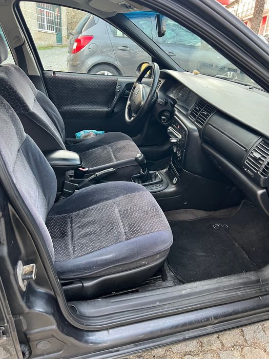 Vendo vectra B carro do dia dia