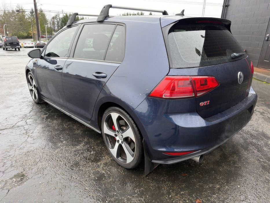 Volkswagen Golf GTI Autobahn 4-Door      2016