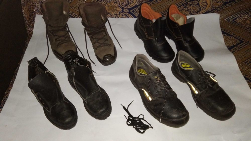 Продам рабочие вещи берцы