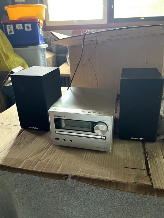 sprzedam radio sharp
