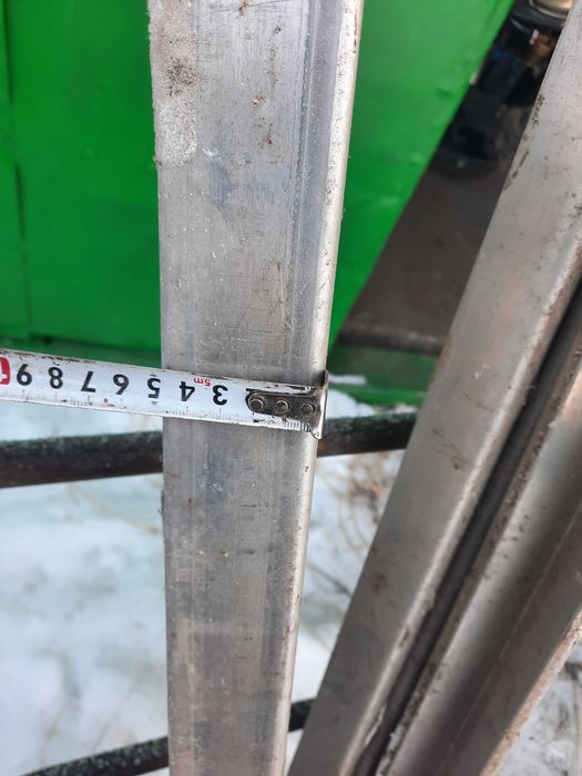 Алюмінієвий кутник