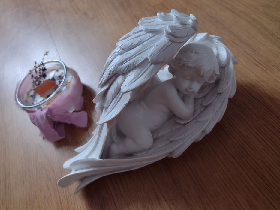 Figurka aniołka aniołek anioł