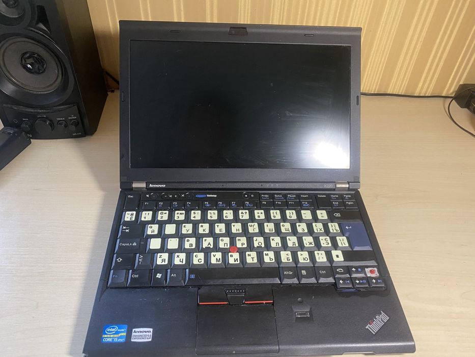 Продаю б/у  Ноутбук Lenovo ThinkPad X220