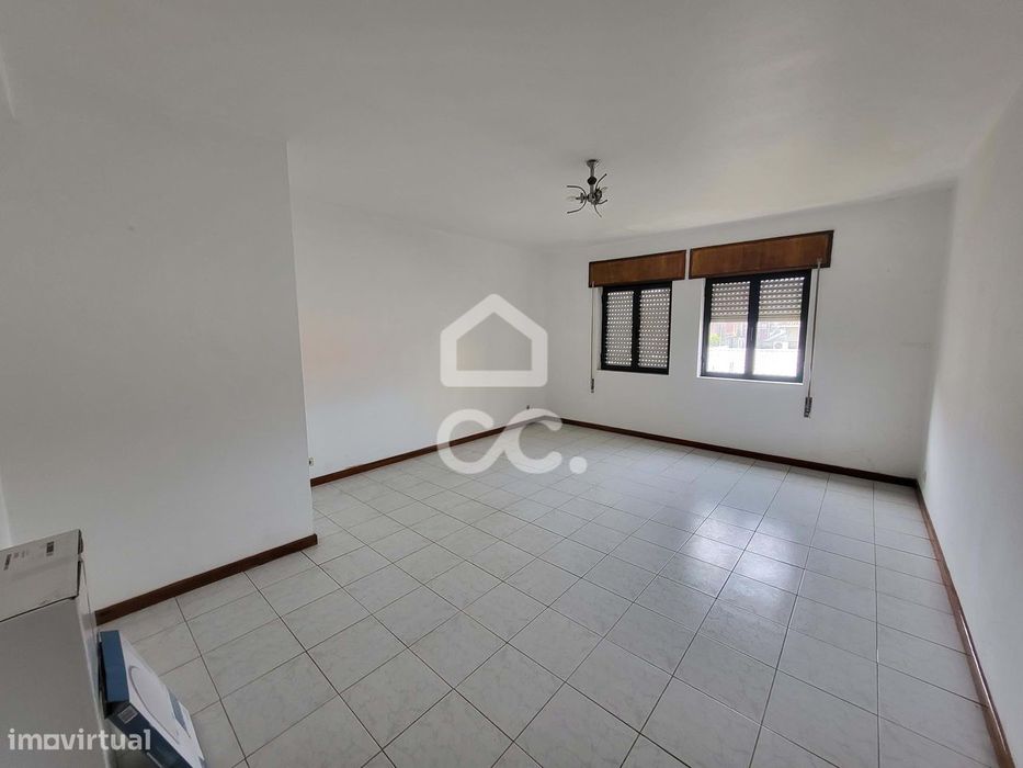 Apartamento T2 no centro de Macedo de Cavaleiros