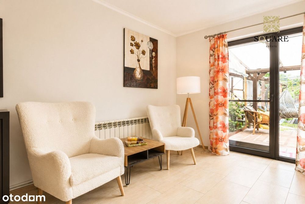 Przestronny dom wolnostojący w Łochowie | 305 m² |