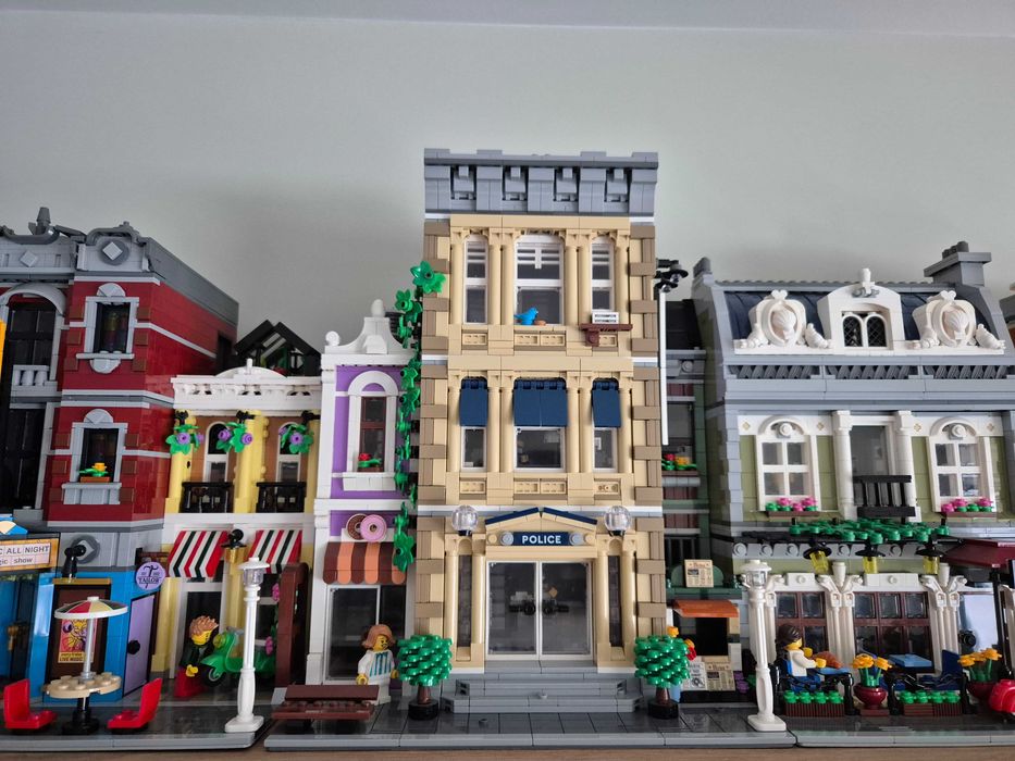 Kolekcja LEGO MODULAR: 10243 10255 10260 10264 10270 10278 10297 10312 40532 40586