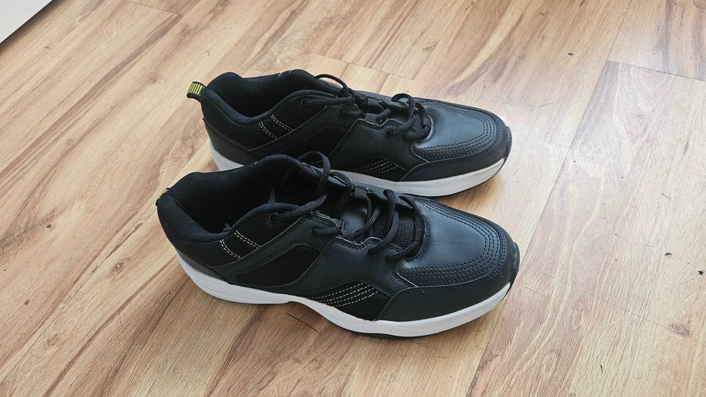 Adidasy Męskie rozmiar 45 Okazja