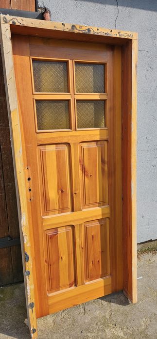 Sprzedam drzwi  drewniane
