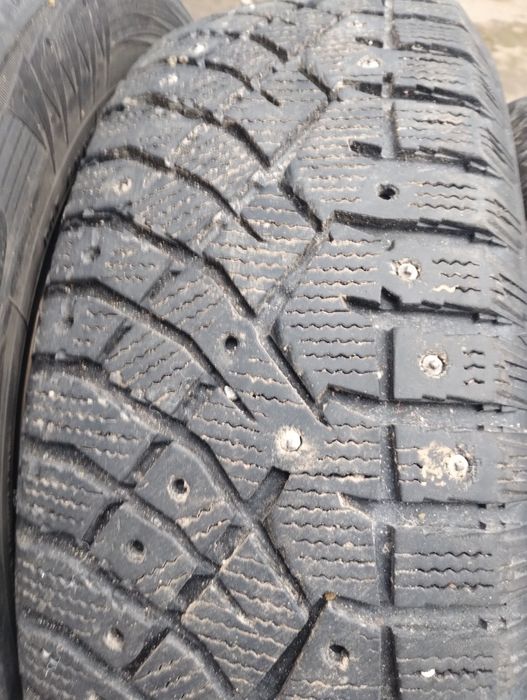 Резина зимняя шипованая 175/70R14 84T