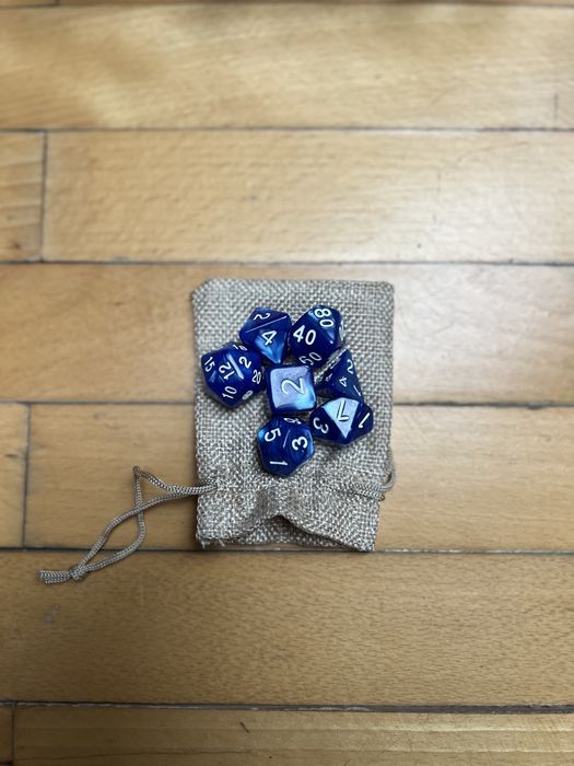 Дайси для гри в Підземелля і Дракони