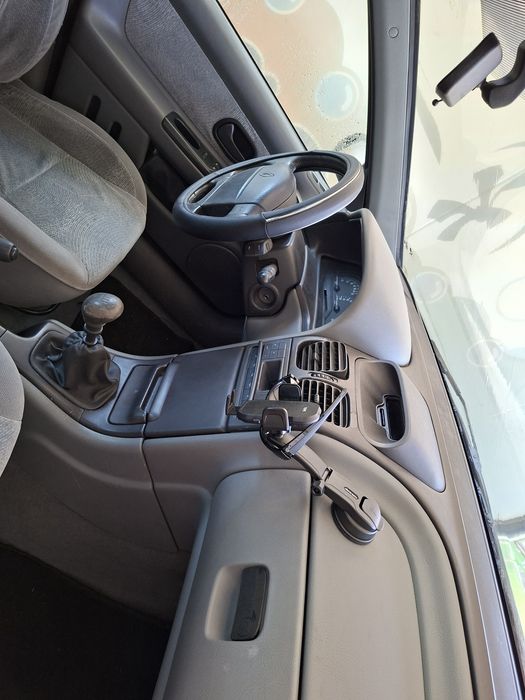 Renault Laguna 1.6 140 mil km