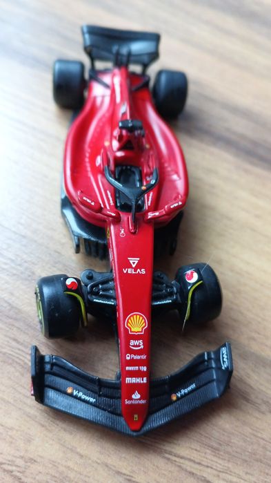 Ferrari F1-75 model sterowany z telefonu apki nowy bez pudelka