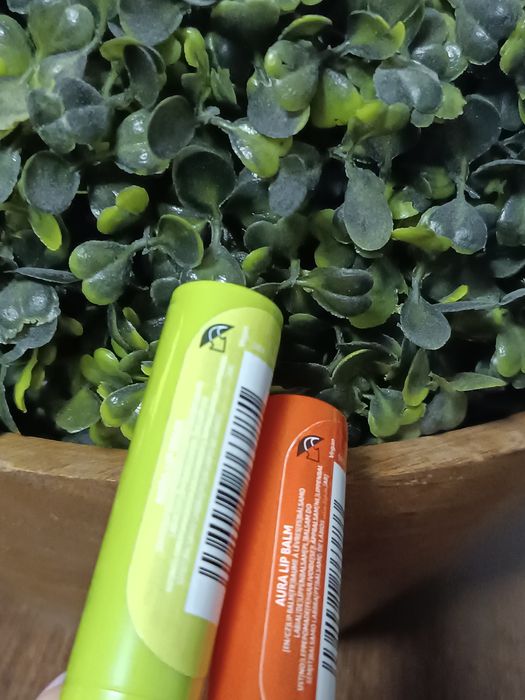 Pomadki matowe Bourjois + kredki do oczu
