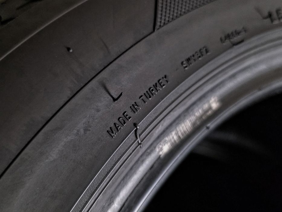 Зимові 225/50r17 Lassa | 8mm | 2025 | Made in Turkey | Як нові, ідеальний стан, без пошкоджень, без ремонтів, без дефектів | Преміум шини | Комплект