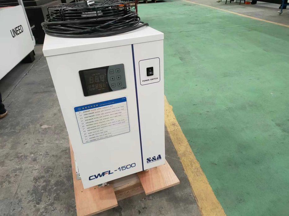 cortador de laser de fibra  cnc fiber laser cutter 1.5kw