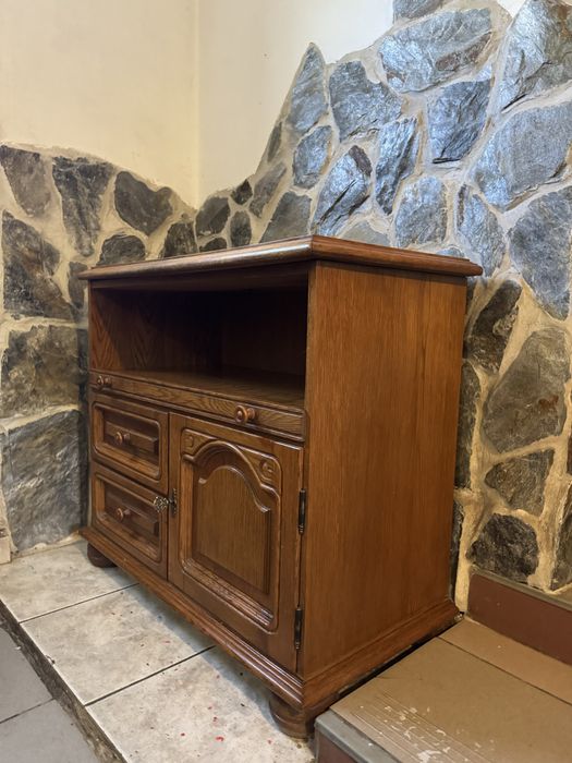 Dębowa szafka RTV / komoda vintage – solidne drewno, 90×80×40 cm