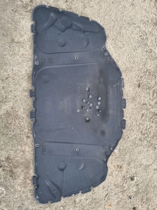 BMW E60 E61 wygłuszenie maski podbitka materiał