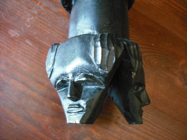 Artesanato de Angola ,cinzeiro com pé,arte quioca