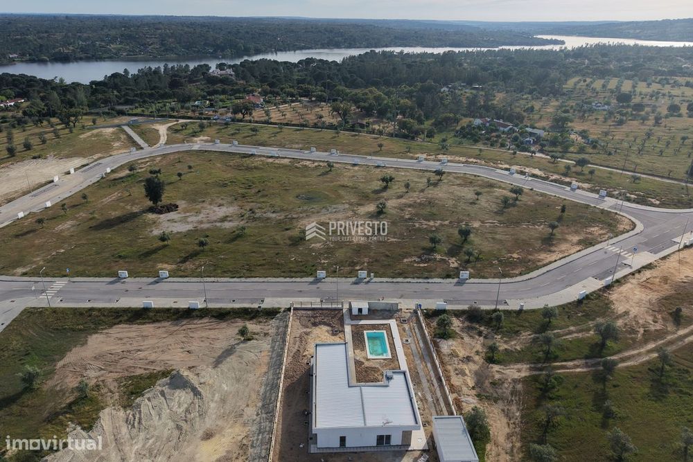 Lotes para Construção de Moradia Junto à Barragem de Montargil