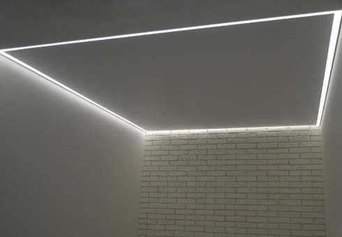 Натяжні стелі і підсвідки