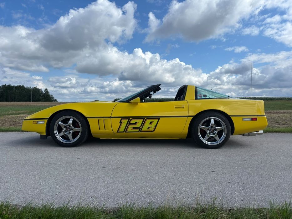Chevrolet Corvette C4 targa zabytkowa w pełni sprawna Młode Wilki!